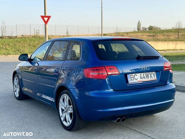 Audi A3 Sportback 1.4 TFSI Attraction - 4