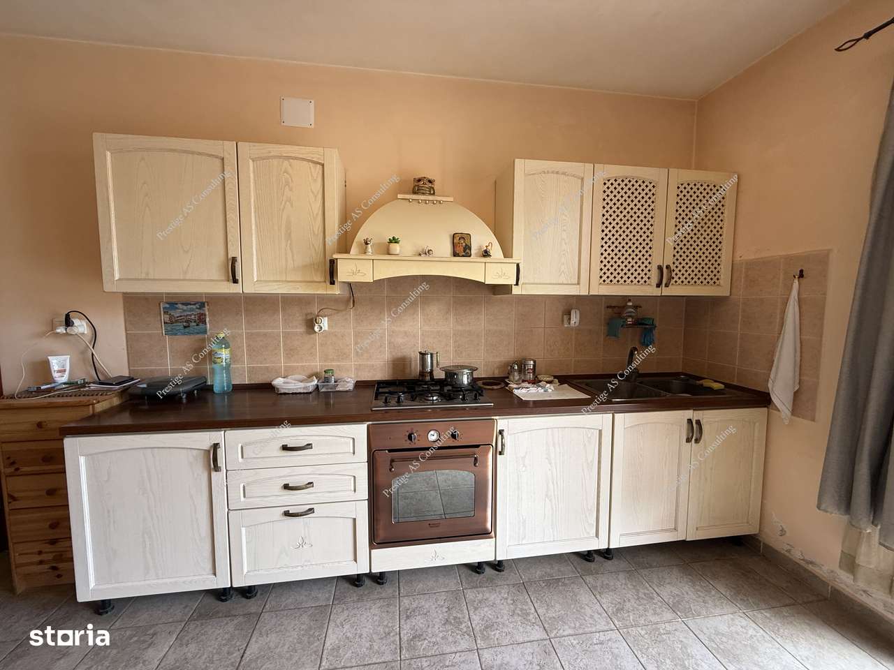 Casa individuala spatioasa | Teren 651 mp Zona Planetelor – Giroc-2