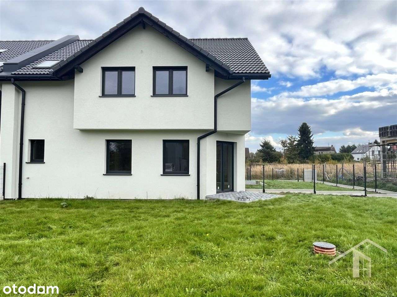 4 Pokoje Z Ogródkiem Już Za 650 Tys. Zł-2