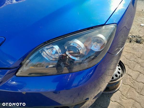 Lampa przednia lewa MAZDA 3 BK - 2