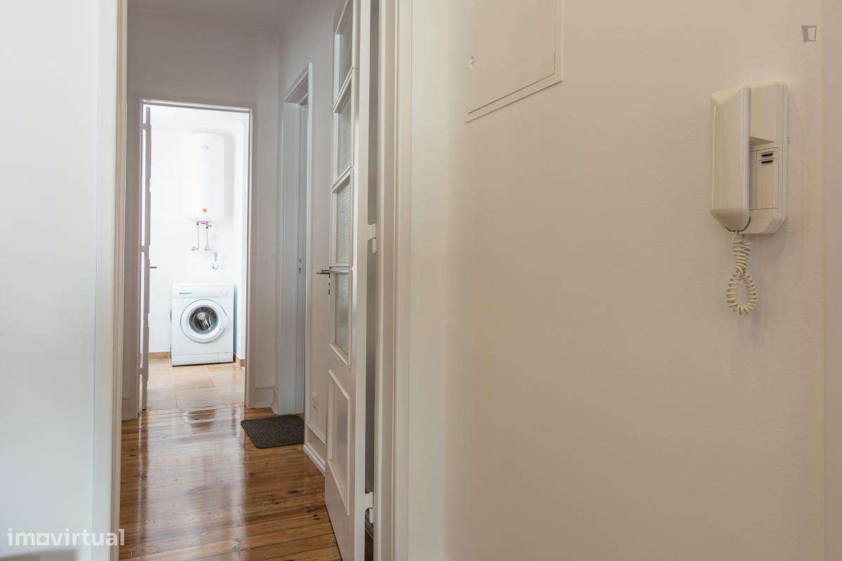 Quarto - localizado em Alameda Lisbon - Grande imagem: 5/10