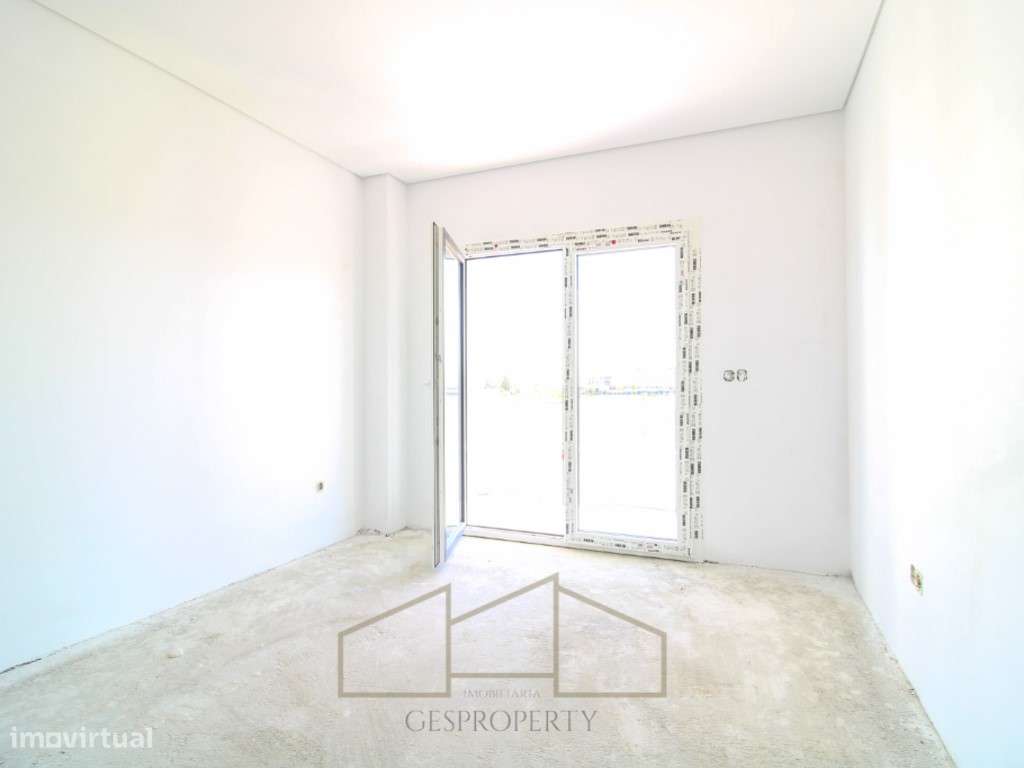 Apartamento T3 Duplex em Pinhal Novo-20