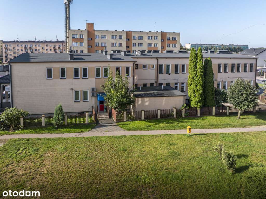 Lokal użytkowy w dobrej lokalizacji-8