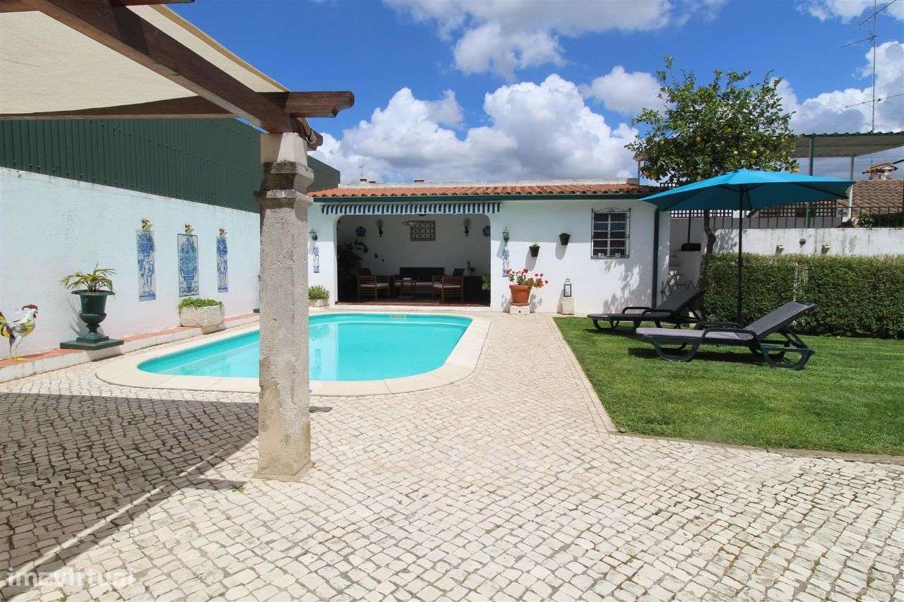 Moradia V5 na cidade do Entroncamento - Grande imagem: 4/10