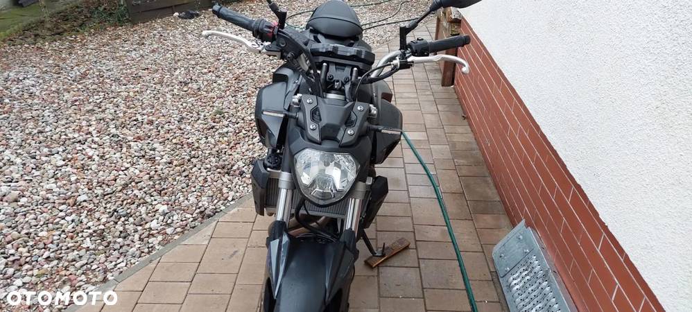 Yamaha MT - 5