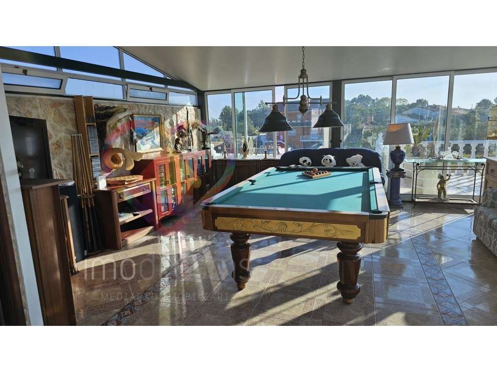 Moradia T6 com piscina + apartamento T1 em Esgueira, Aveiro-16