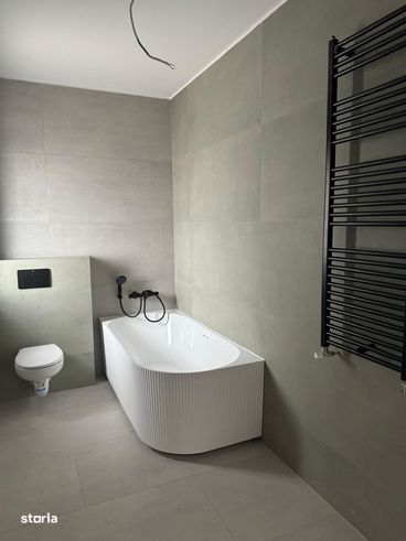 Casa/Vila Parter + 1Etaj/4 camere/Com.Berceni/Comision 0%-7