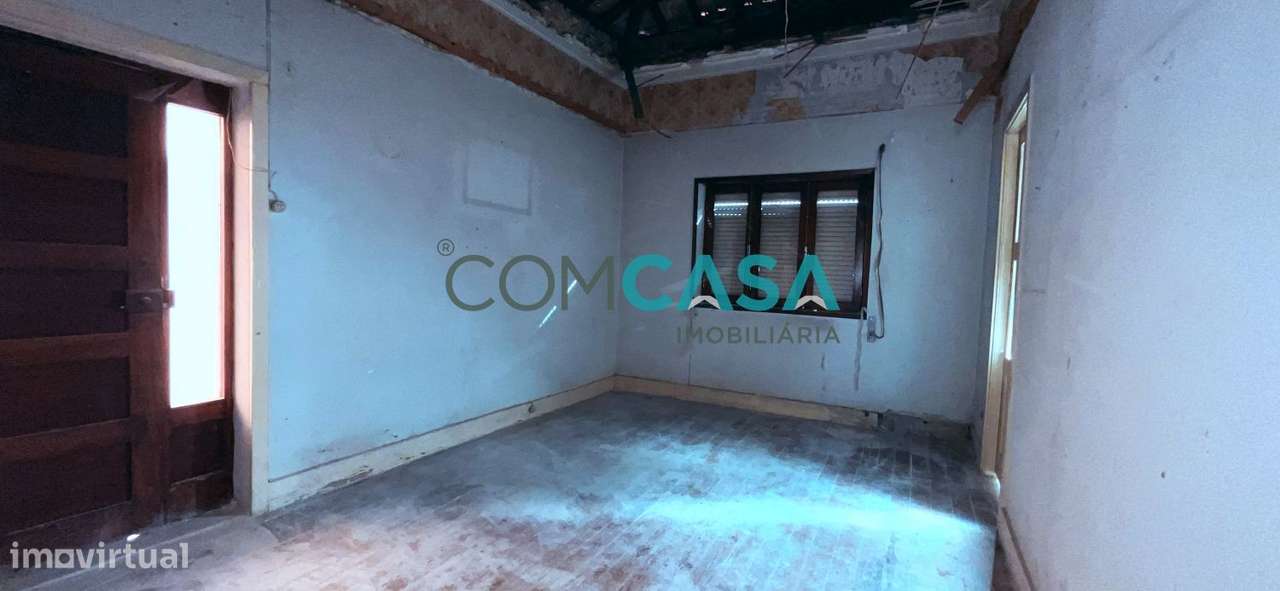 Moradia V3 reabilitação | metro fonte cuco | Senhora Hora Matosinhos-31