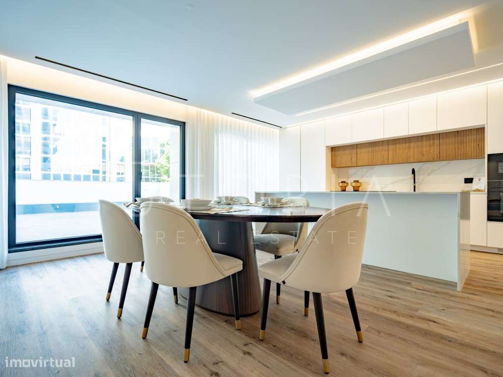 T4 novo com terraço, sala de cinema e piscina - D. João III Prestig...-42