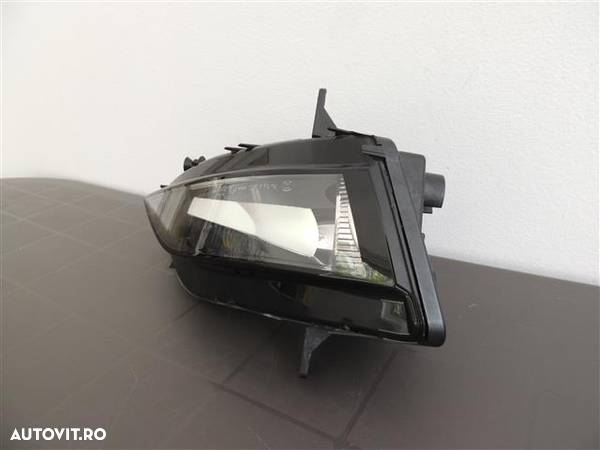 Proiector stanga VW Golf 7 cod 5G0941661F - 3