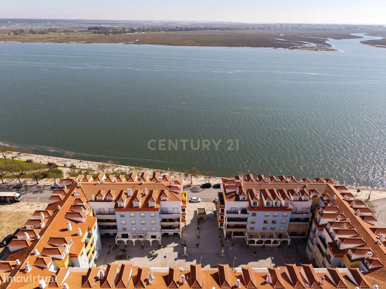 Apartamento T1 | Edifício Guadiana Foz | Vila Real de Santo António - Grande imagem: 3/35