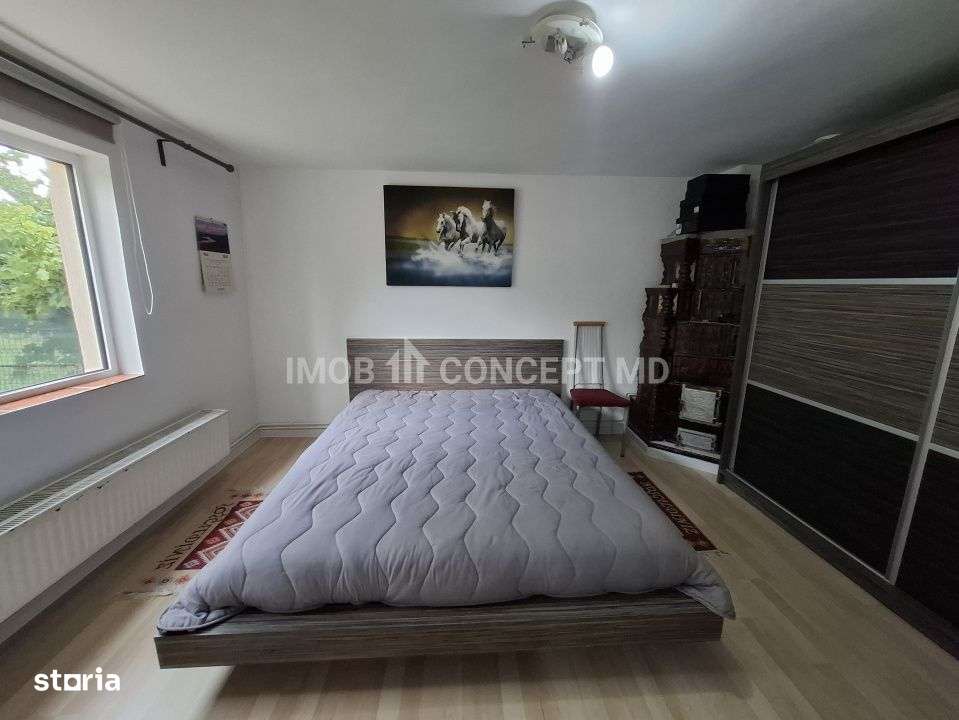 Vanzare Casa cu 3 camere si teren de 4000 mp in Soimari-Prahova-13