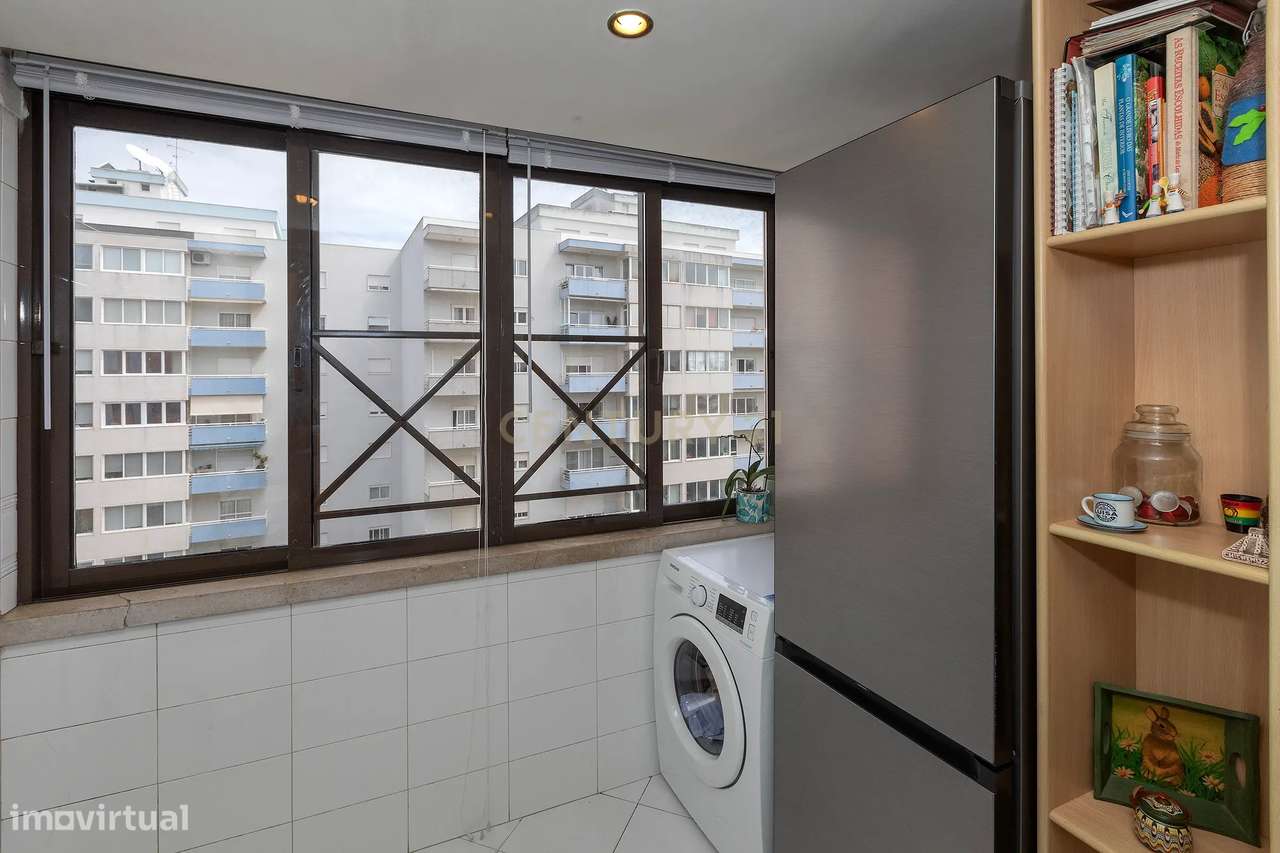 Apartamento T3 Miraflores - Oeiras com Garagem Box-19