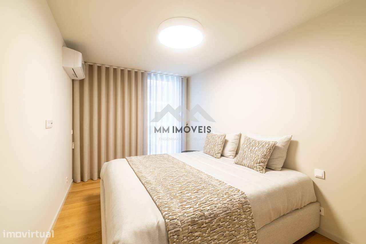 Apartamento T4 2024 | Alameda Jardins da Arrábida | Varanda | Vistas R-26