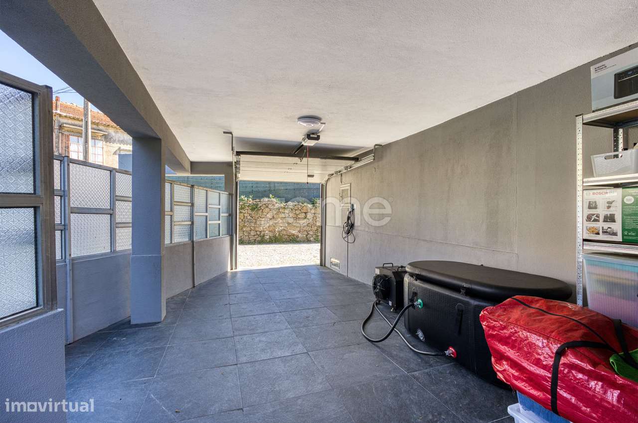 Moradia Bifamiliar T2 transformado em T1 + T1| Valbom, Gondomar-39