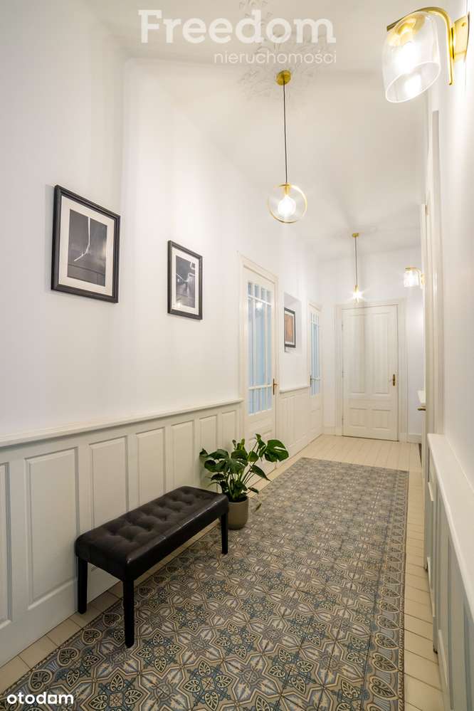 Przy Hali Koszyki - 11 pomieszczeń, 209 m2 - Pełny obrazek: 2/16