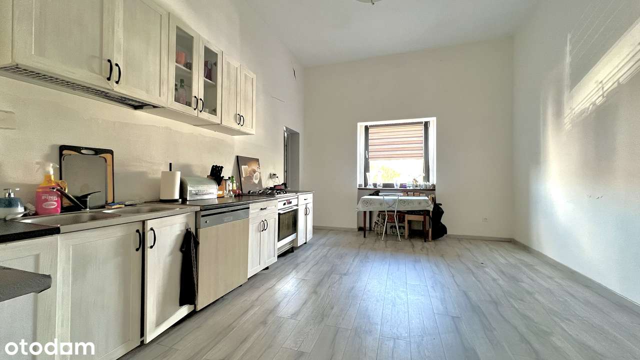 Przestronne mieszkanie 168 m² z balkonem-8