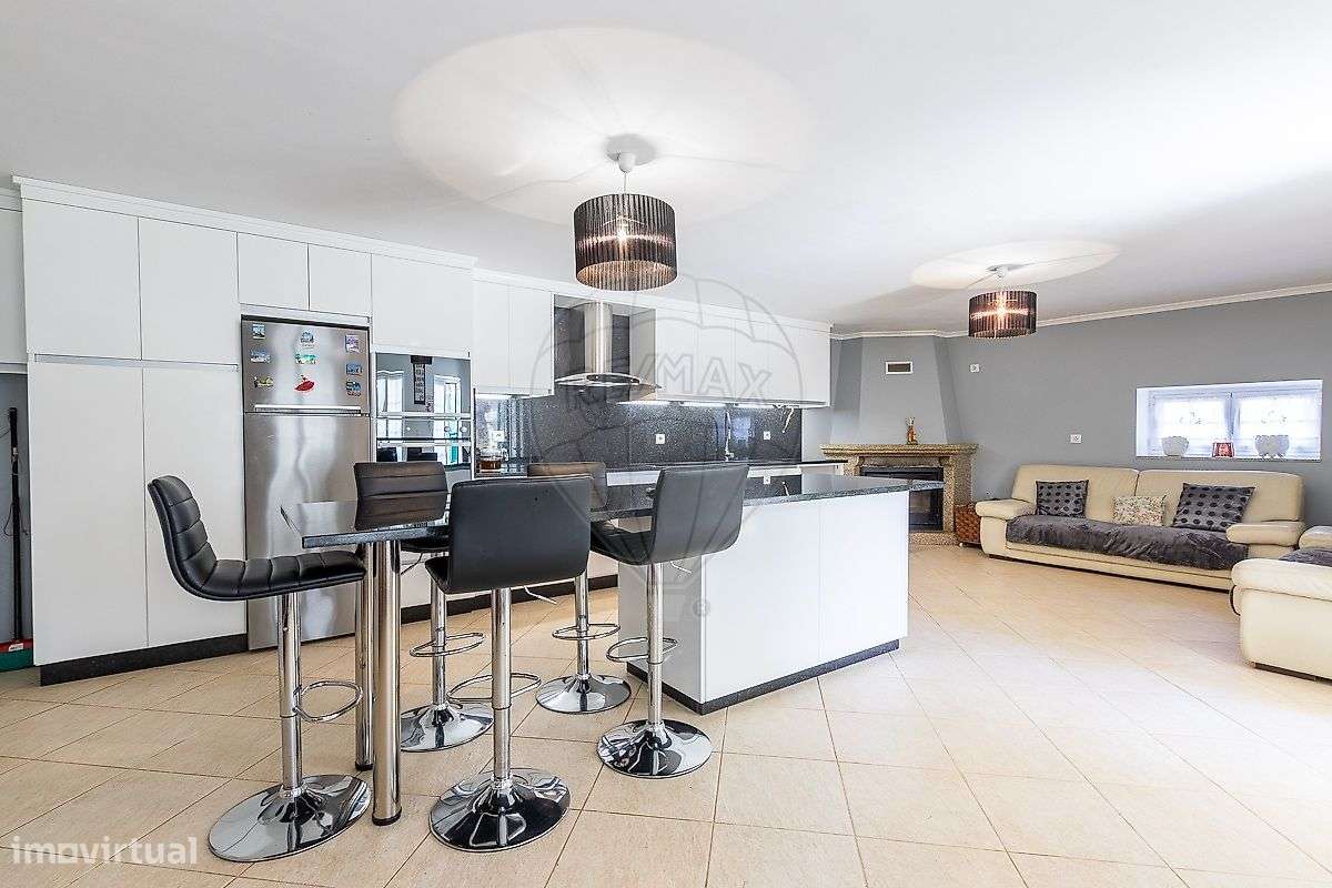 Moradia T4 para venda - Grande imagem: 3/26