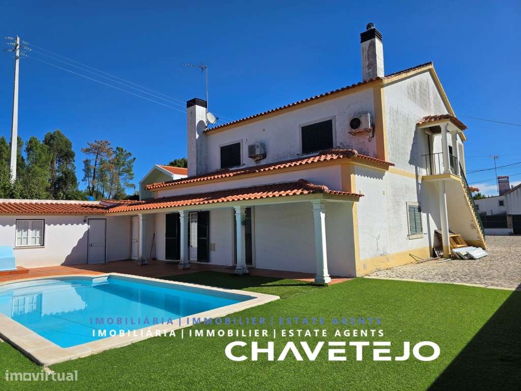 Moradia T4 com piscina e anexo junto à Albufeira do Castelo do Bode. - Grande imagem: 3/42