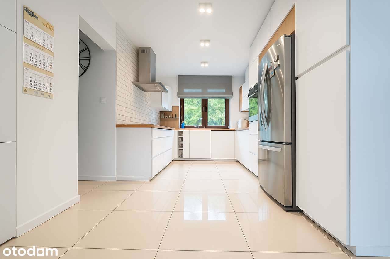 Dom z pozytywną energią w Kajetanach nowoczesność, komfort i natura - Pełny obrazek: 3/19