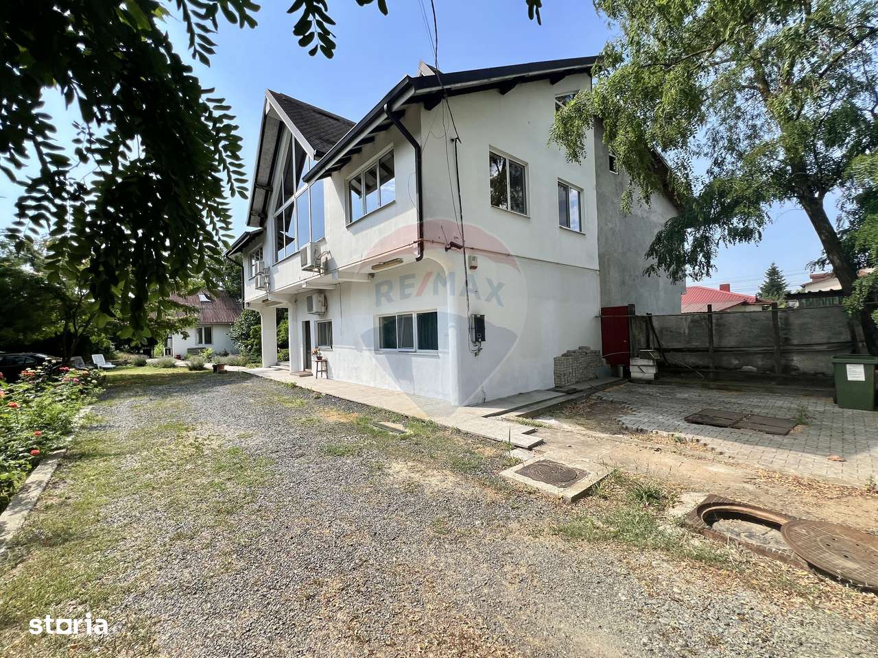 Casă spațioasă și versatilă în Păsărea (Brănești)-2