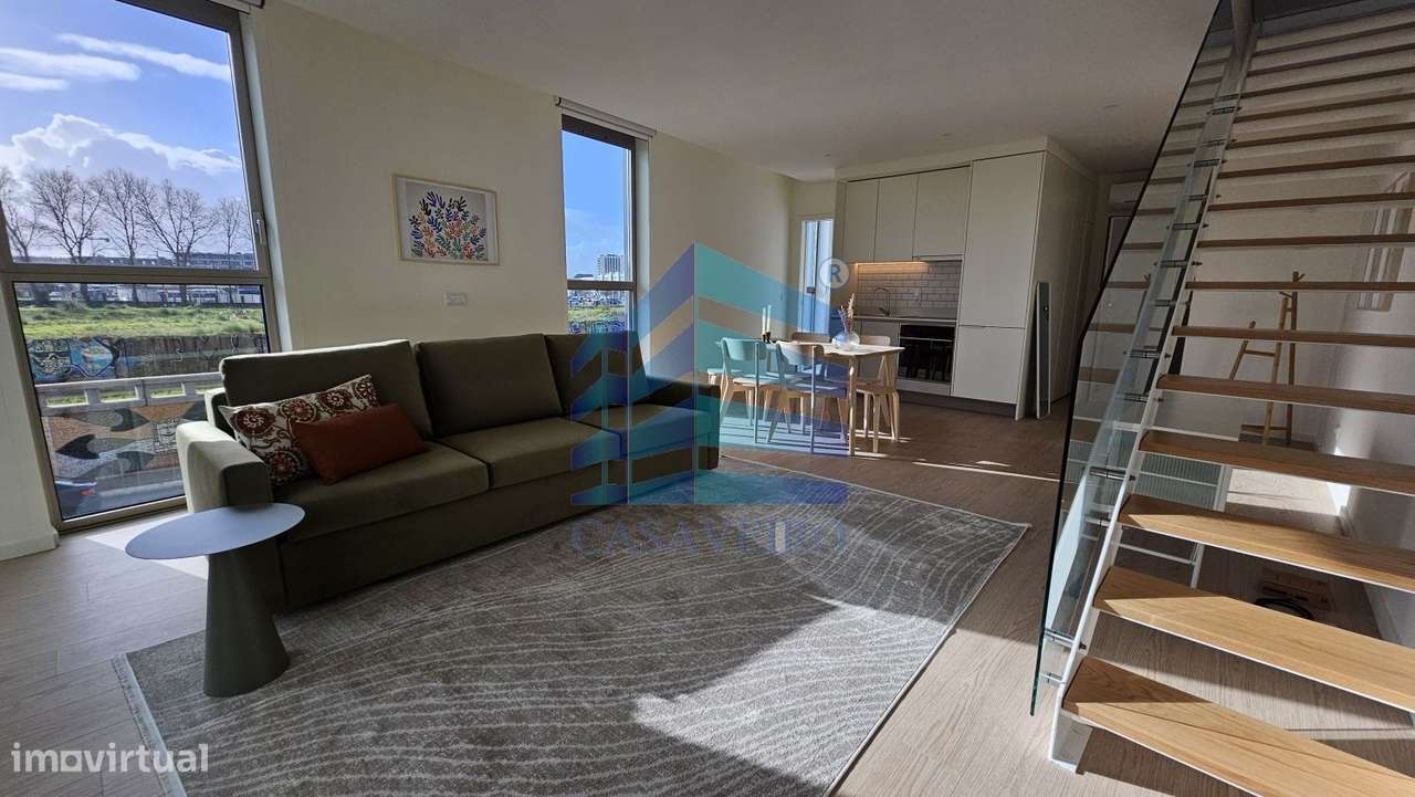 Apartamento T1 Duplex mobilado - Grande imagem: 2/17