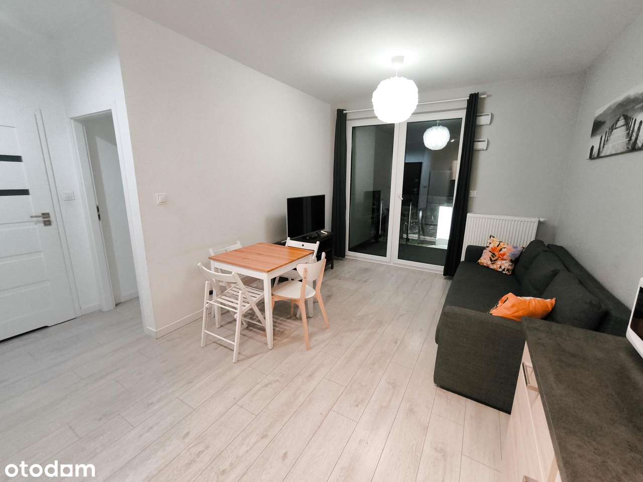 Ładne,ciche, nowe budownictwo, garaż, 400m. od kolejki Skm - Pełny obrazek: 1/10