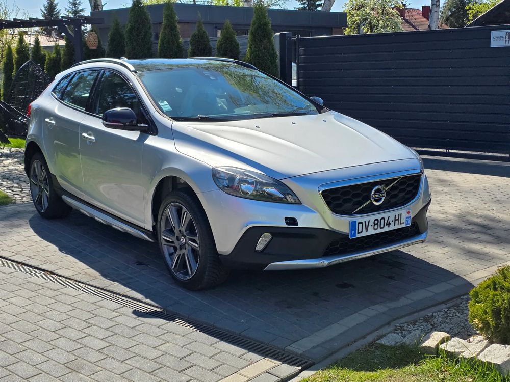Volvo V40 D2 Powershift Ocean Race 2015