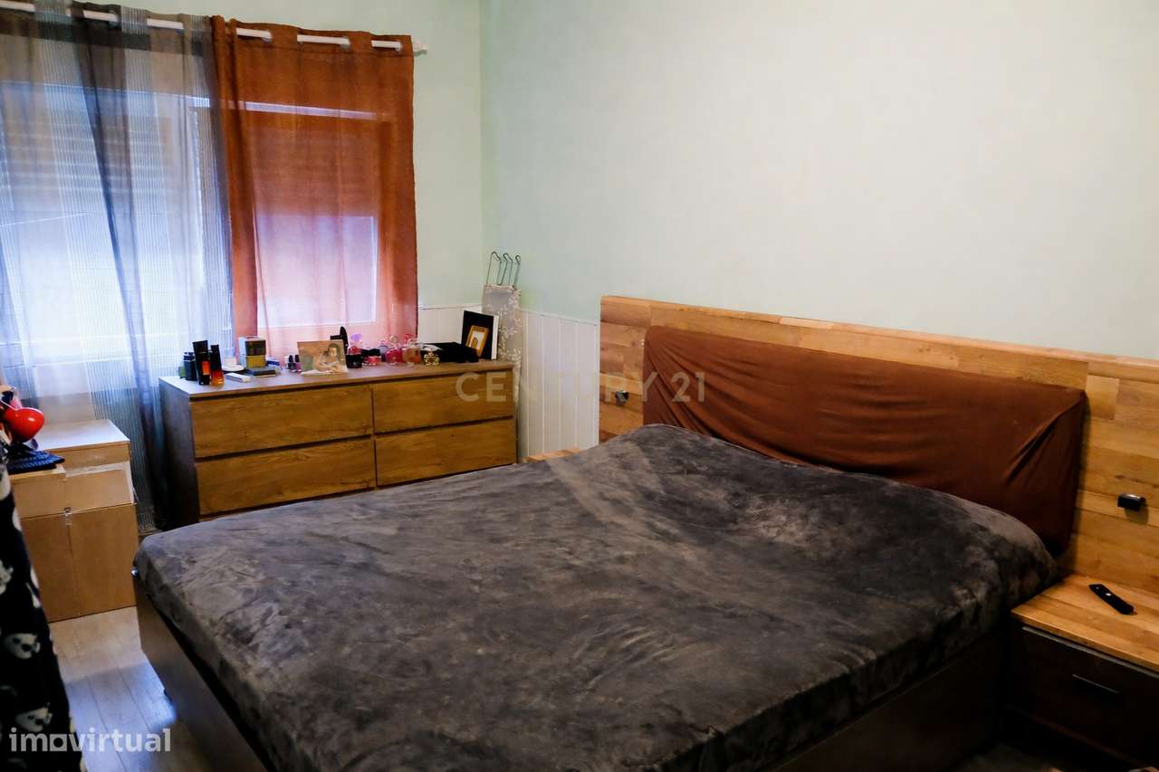 Apartamento T2 em Amadora  com espaço exterior - Grande imagem: 3/22