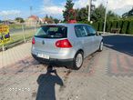 Volkswagen Golf V 1.9 TDI Trendline - 4