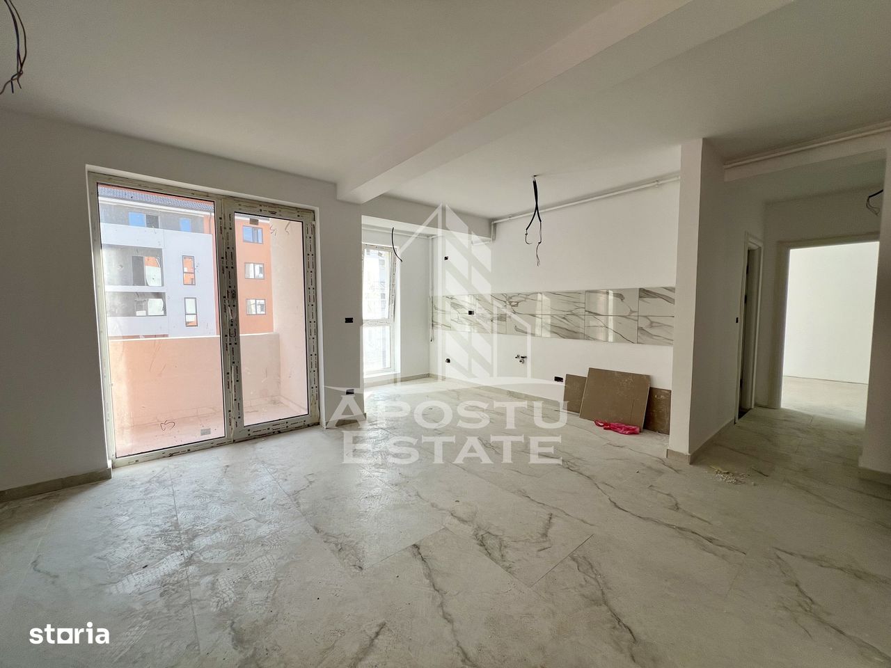 Apartament cu 2 camere in Giroc zona Lidl, etaj intermediar.