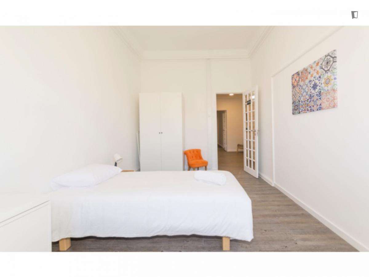 Quarto - localizado em Alameda Lisbon - Grande imagem: 5/6