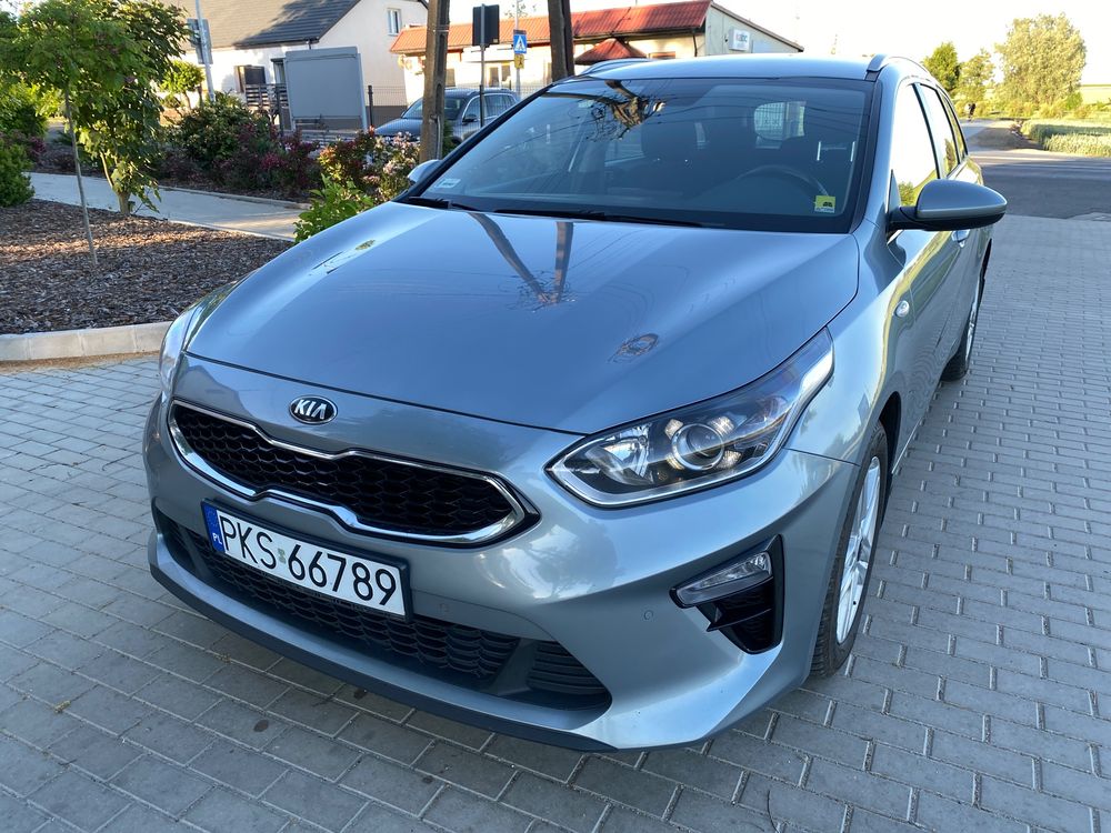 Kia Ceed III 1.6 CRDi mHEV M 2021