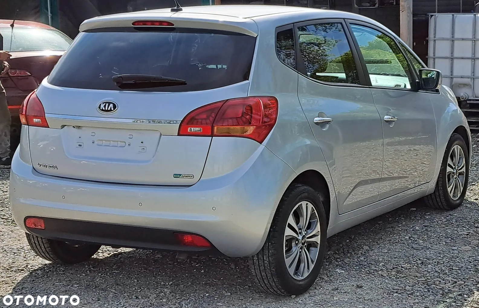 Kia Venga 1.6 CRDi 128 Business Line - 4