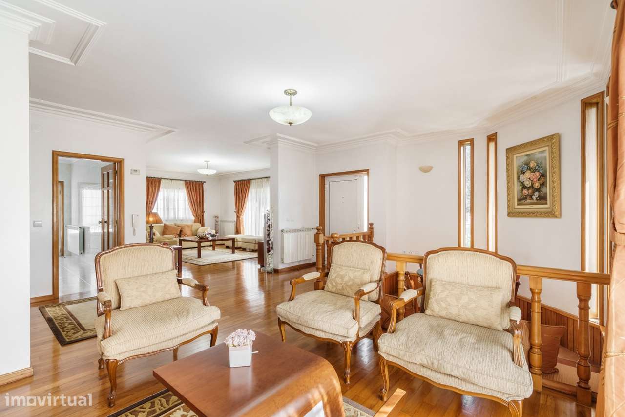 Moradia T3 com Piscina e Jardim em Galegos, Barcelos-9