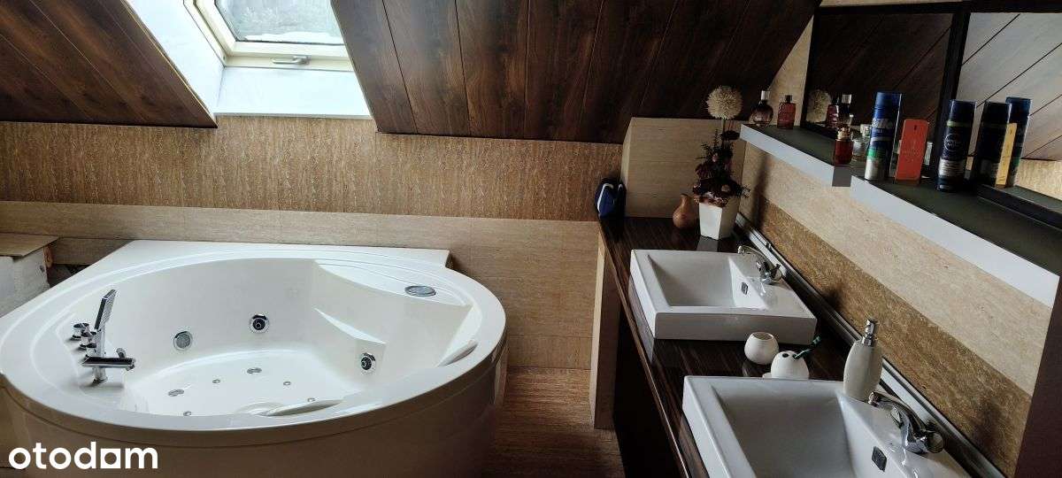 Funkcjonalny dom w Promnicach-14