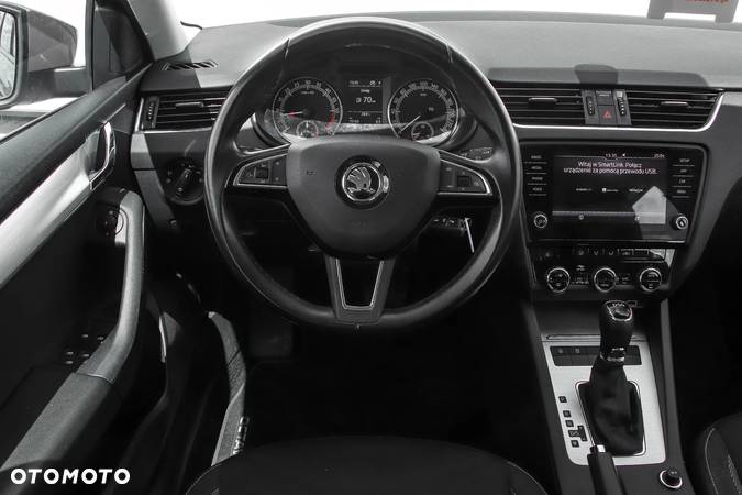 Skoda Octavia 1.6 TDI Ambition DSG - 17