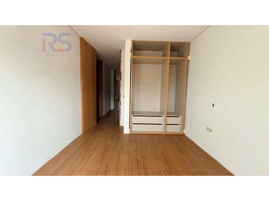 T2+1 com terraço em fim de construção Ismai - Grande imagem: 5/37