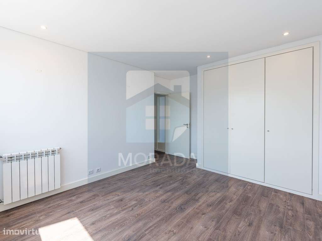 APARTAMENTO T3 JUNTO À AVENIDA DA BOAVISTA-17