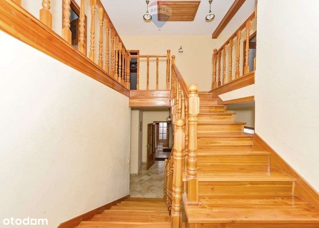 Ponadczasowy luksus u podnóża gór-11