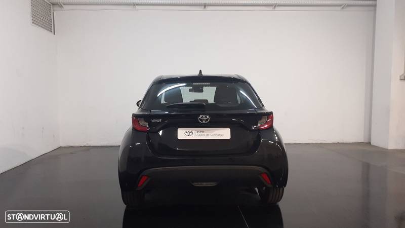 Toyota Yaris 1.0 VVT-i Comfort Plus - 4