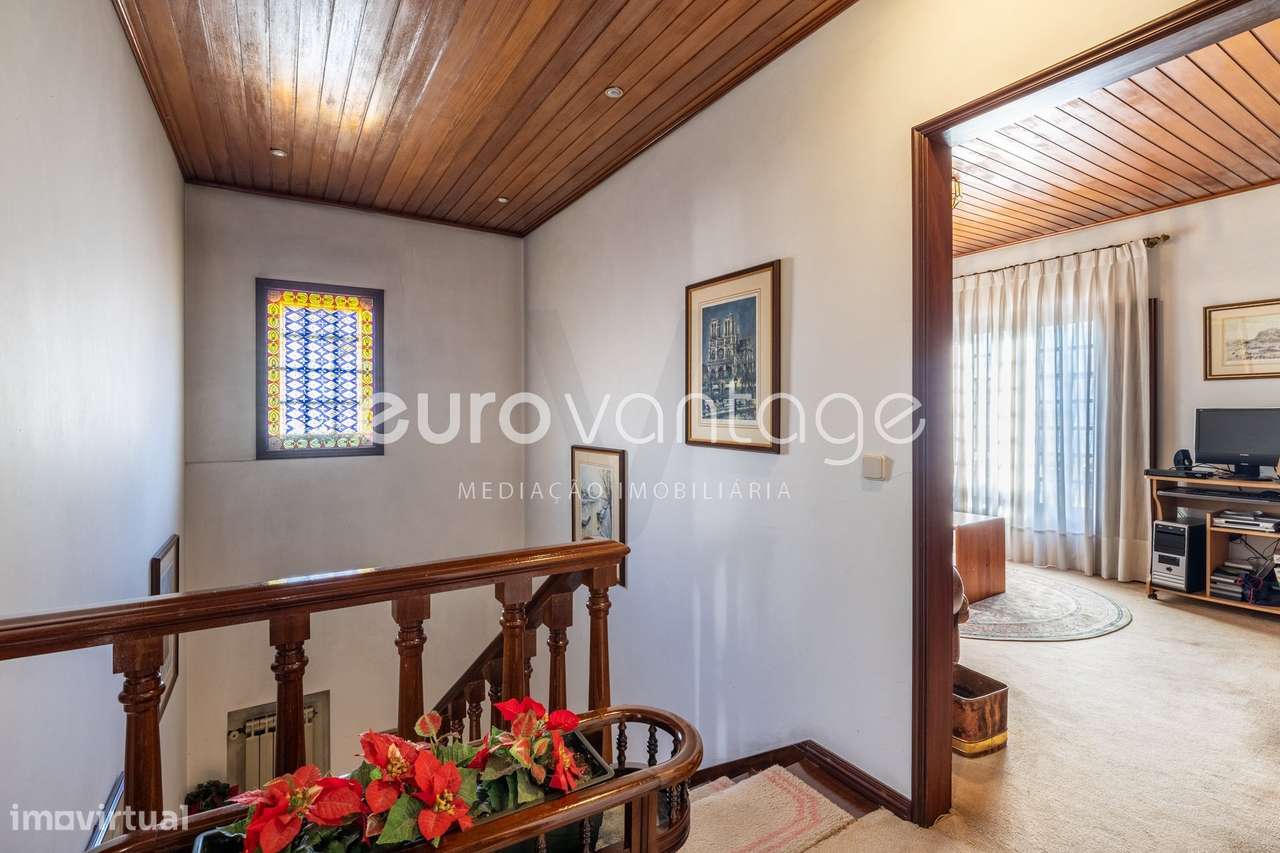 MORADIA T8 NO CENTRO DE LEIRIA-23