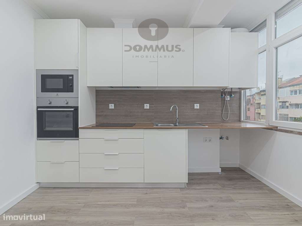 Apartamento T2 Duplex totalmente remodelado na Amadora - Grande imagem: 5/52