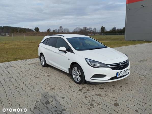 Opel Astra - 2