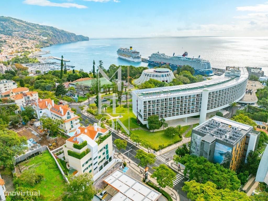 Arrendamento | Apartamento T1 | condomínio Fechado | centro do Funchal - Grande imagem: 1/25