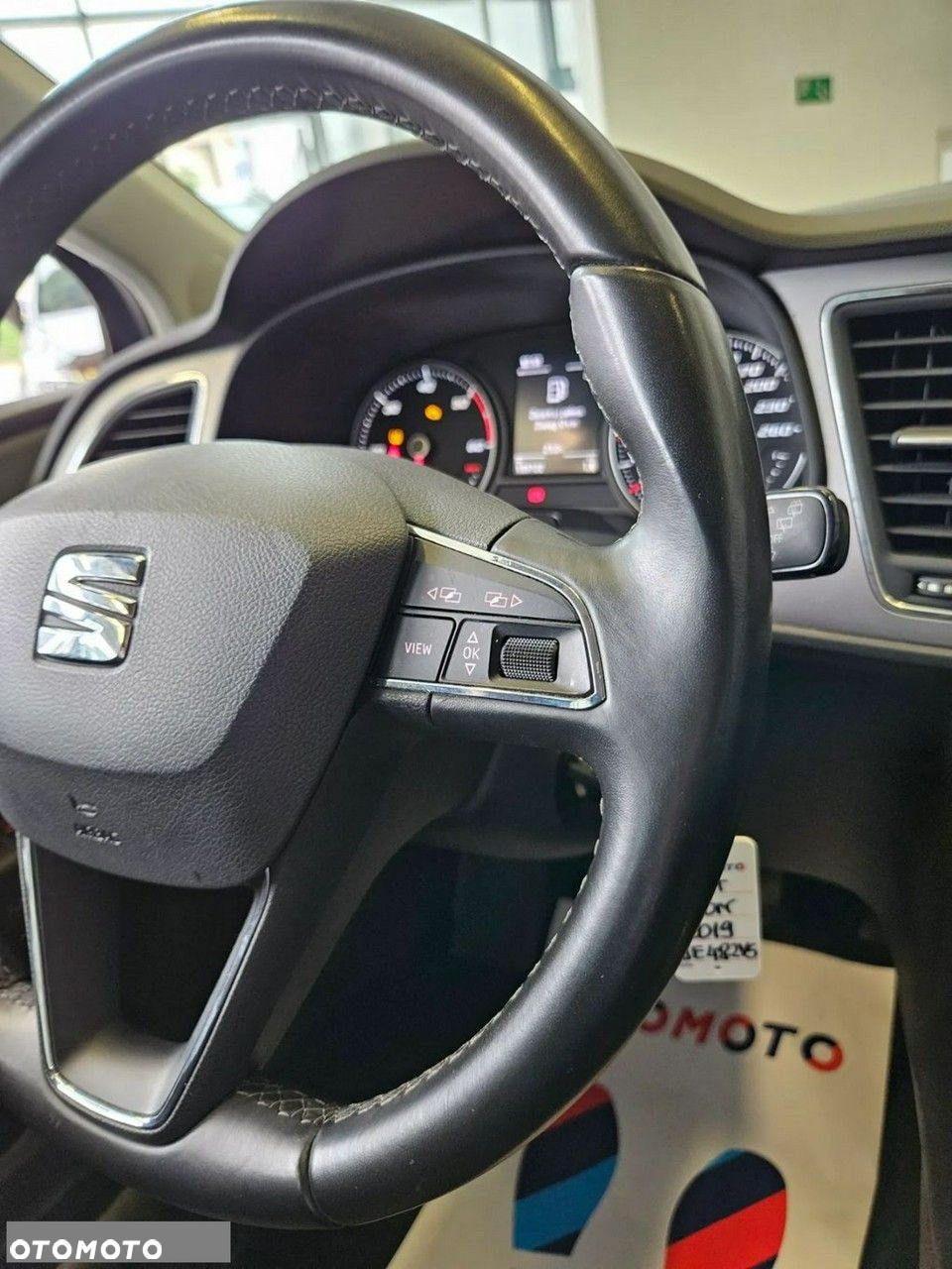 Seat Leon 1.6 TDI Style S&S - 34