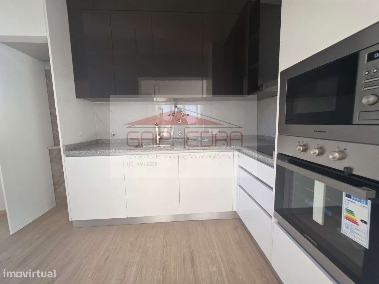 Apartamento T1 com 74 m2 totalmente restaurado Multiusos Alcobaça-10