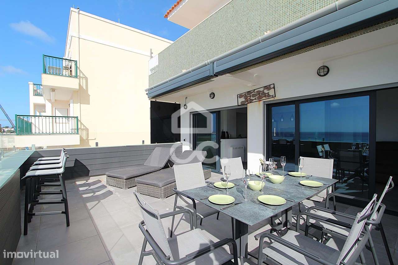 Apartamento T3 Renovado com Vista Mar e Terraço em Armação de Pêra-7