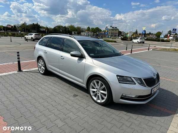 Skoda Octavia 2.0 TDI 4x4 Ambition DSG - 9