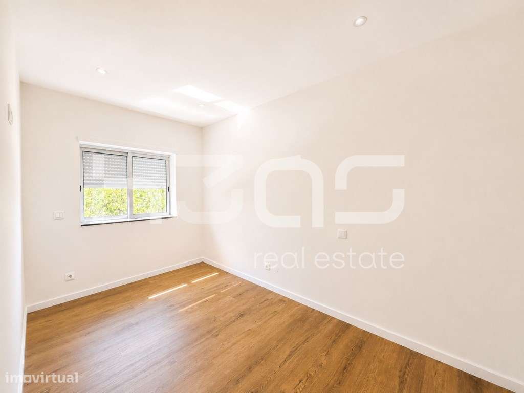 Apartamento T3 em Braga - Remodelação Total e Excelente Luminosidade-11